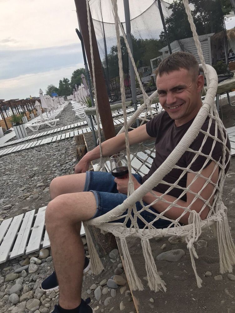 ���� 38329518 ������� ������, 37 ���, ���� ���������� � ���������