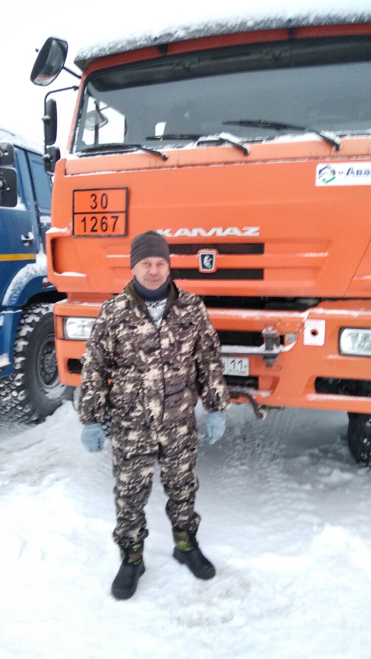  38606218  , 54 ,    