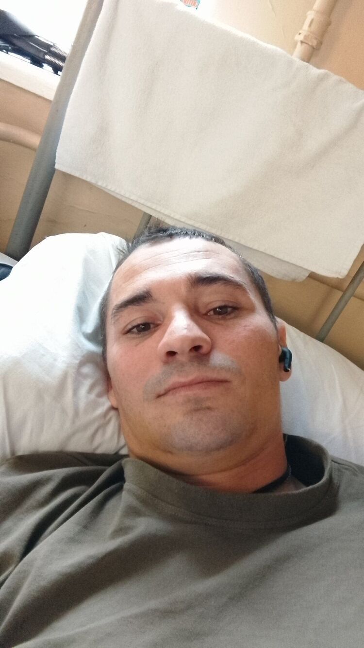  40845228  , 34 ,    