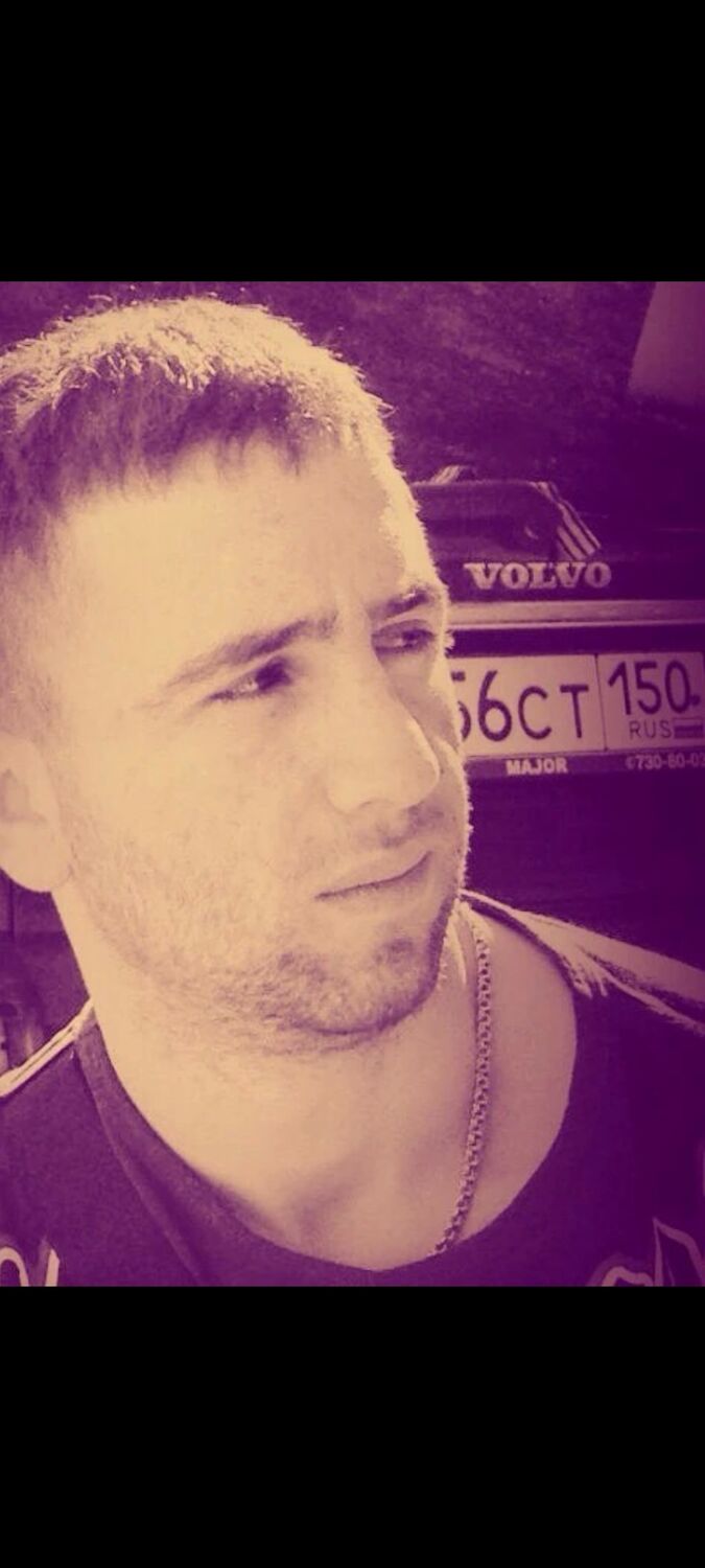  ,   Hayk, 31 ,   ,   