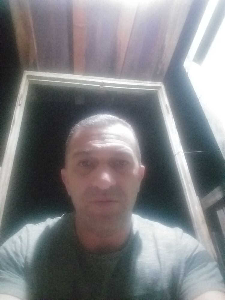  46628918  , 49 ,    