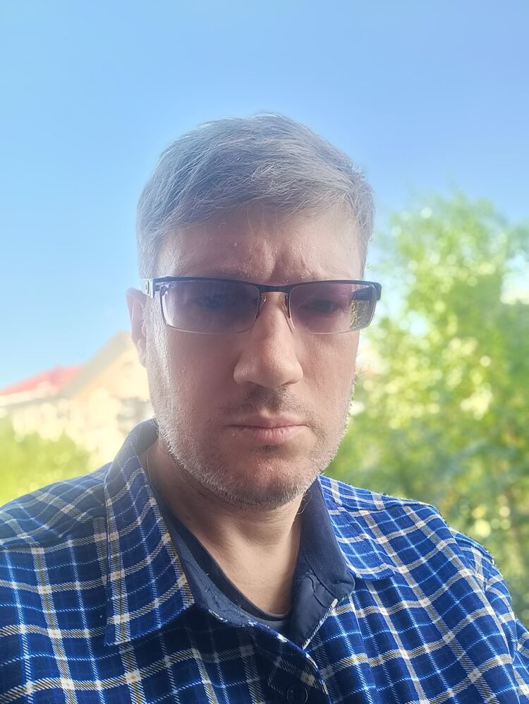  53715769  , 46 ,    
