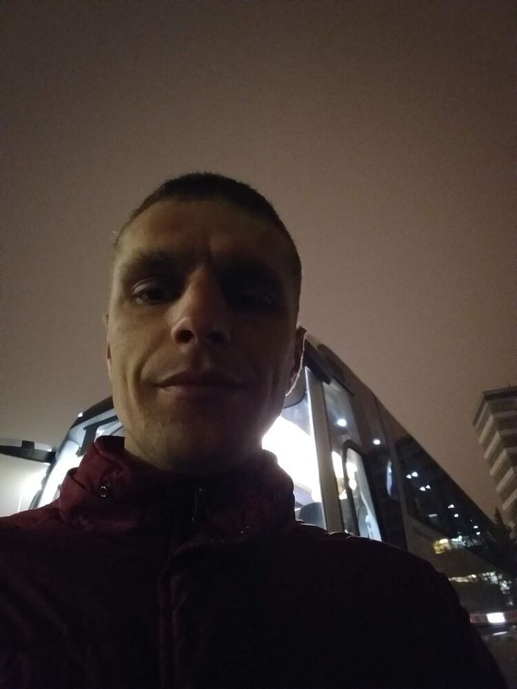  ,   Sergei, 35 ,   ,   , c 