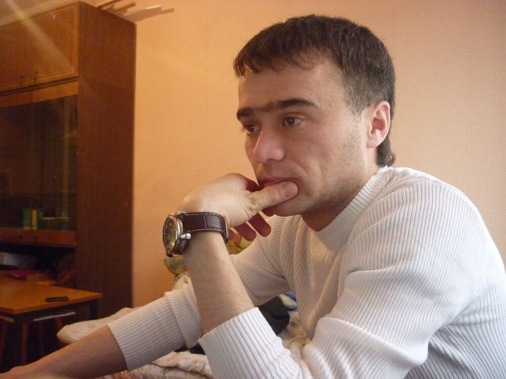  ,   Alek, 37 ,   ,   , c 