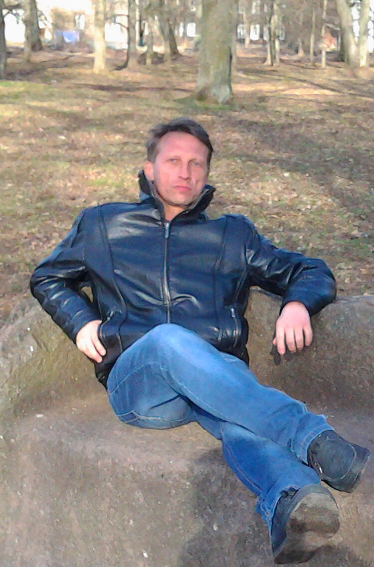  ,   Master, 46 ,   