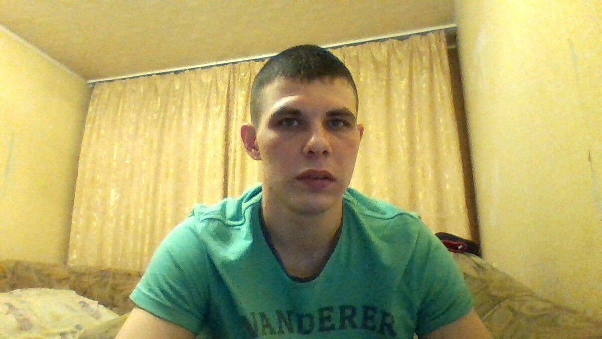  10631028  Maksim, 31 ,    