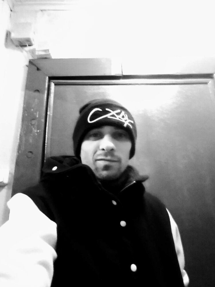  51774768  Maksim, 36 ,    