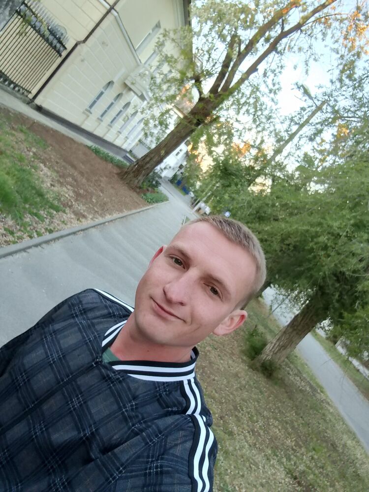  47017858  , 30 ,    