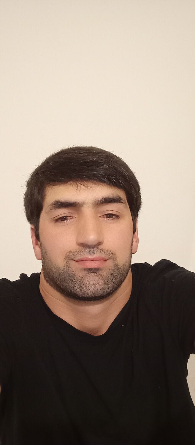  49223968  , 35 ,    -