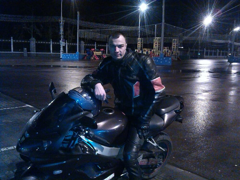  47476548  Vlad, 41 ,    