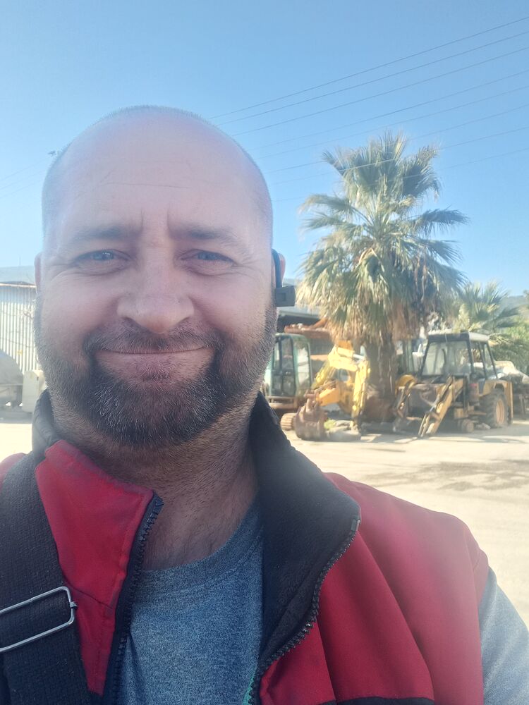  ,   Valera, 43 ,   ,   
