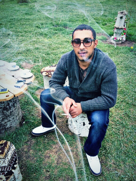  ,   Grig, 32 ,   ,   , c 