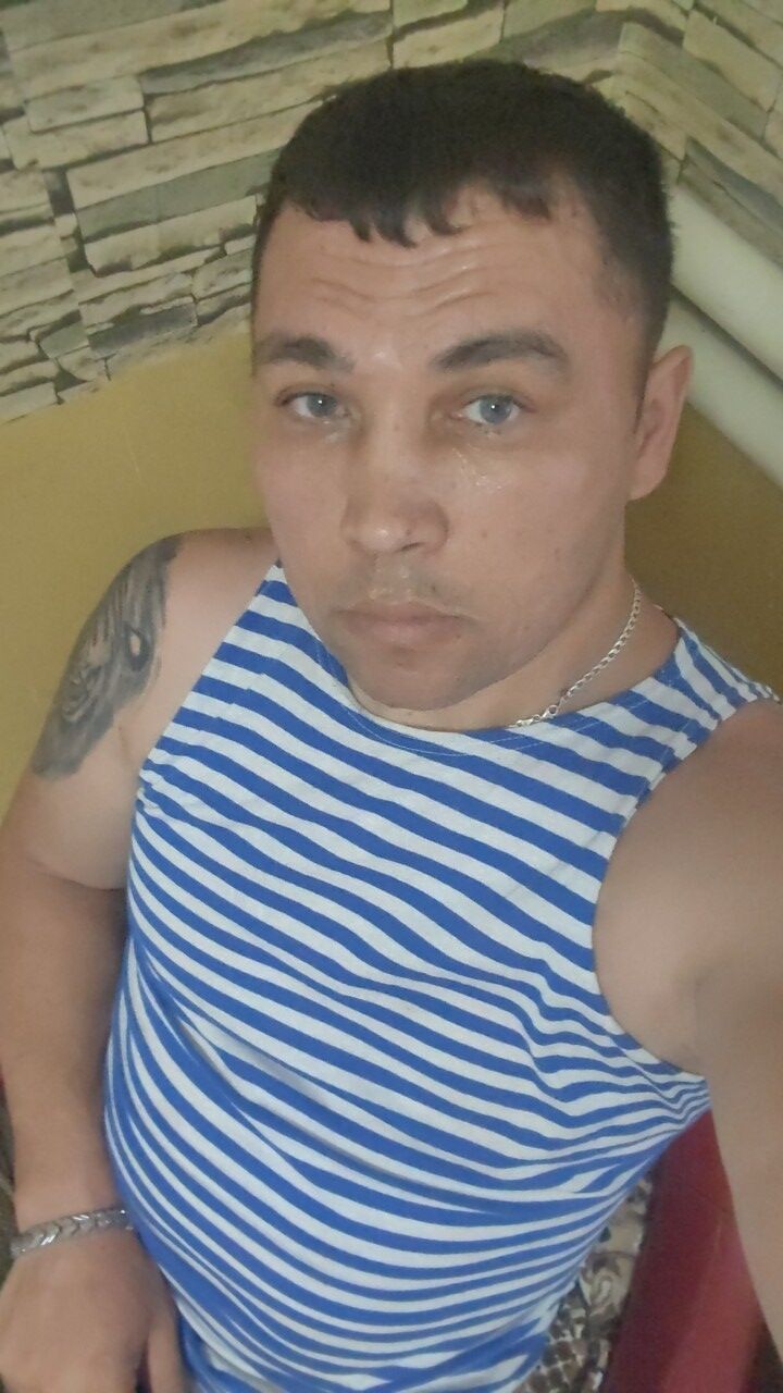  43605328  RUSLAN, 38 ,    