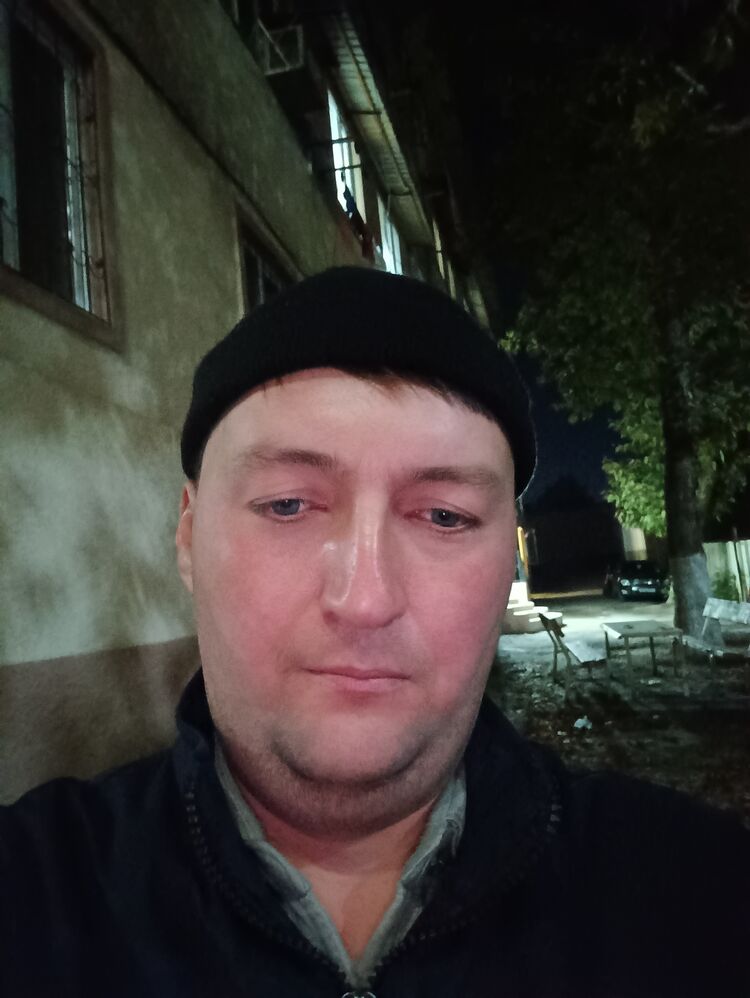  ,   Rustem, 38 ,   ,   