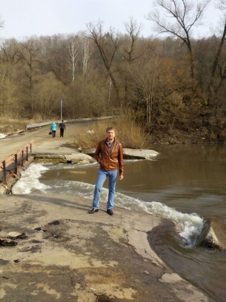  ,   Sergei, 58 ,   ,   , c 