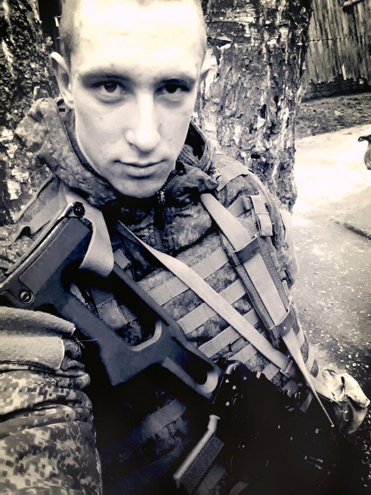  ,   Anatoly, 27 ,   ,   