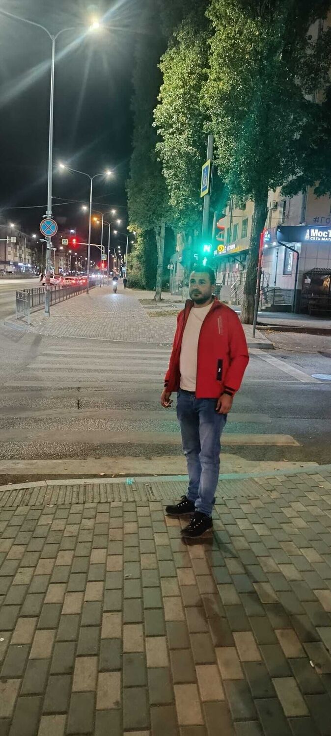  46470438  Serkan aslan, 36 ,    