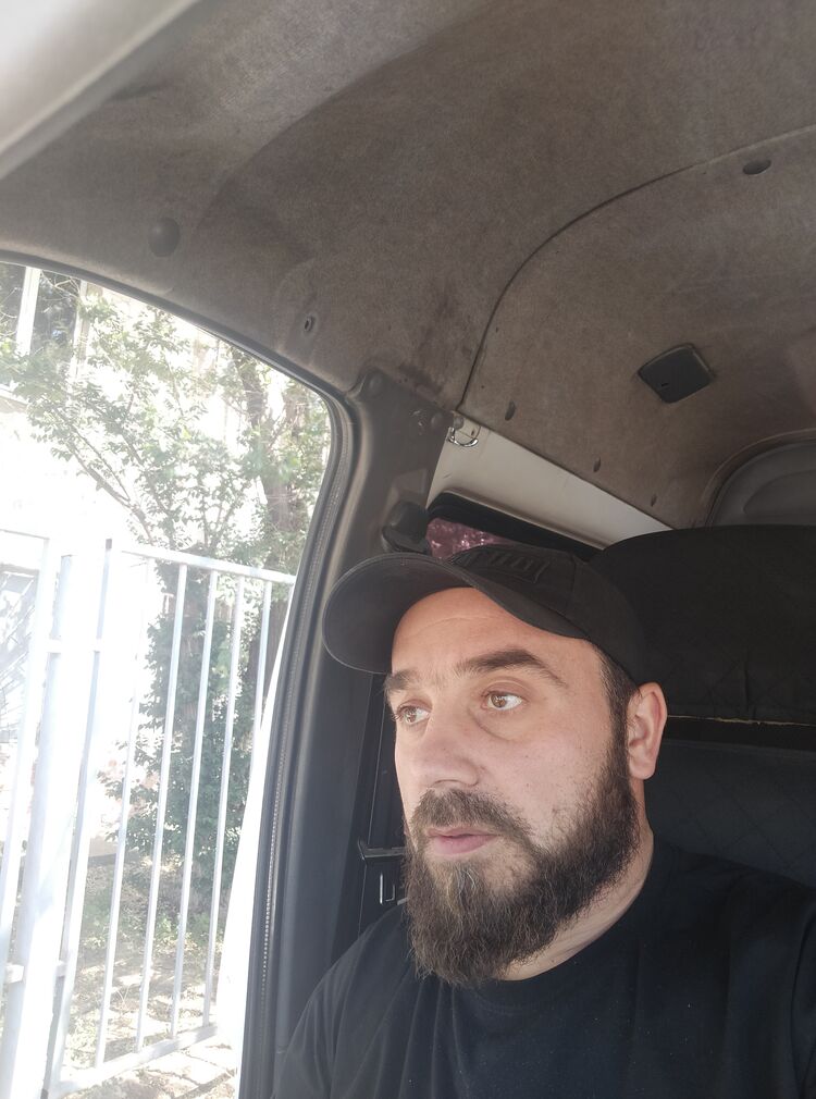  45008978  , 37 ,    