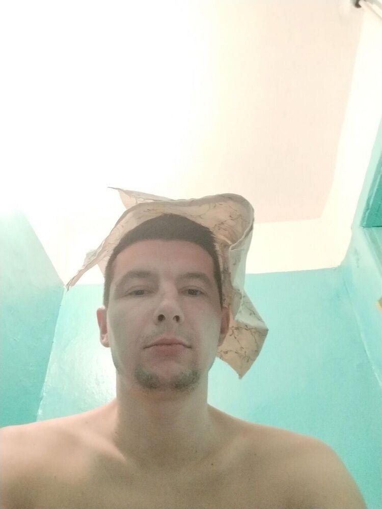  33084648  , 39 ,    