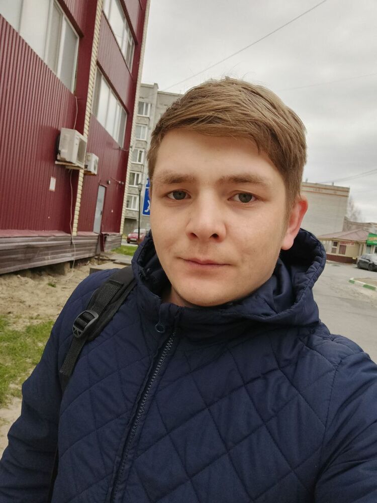  45629918  Artem, 27 ,    