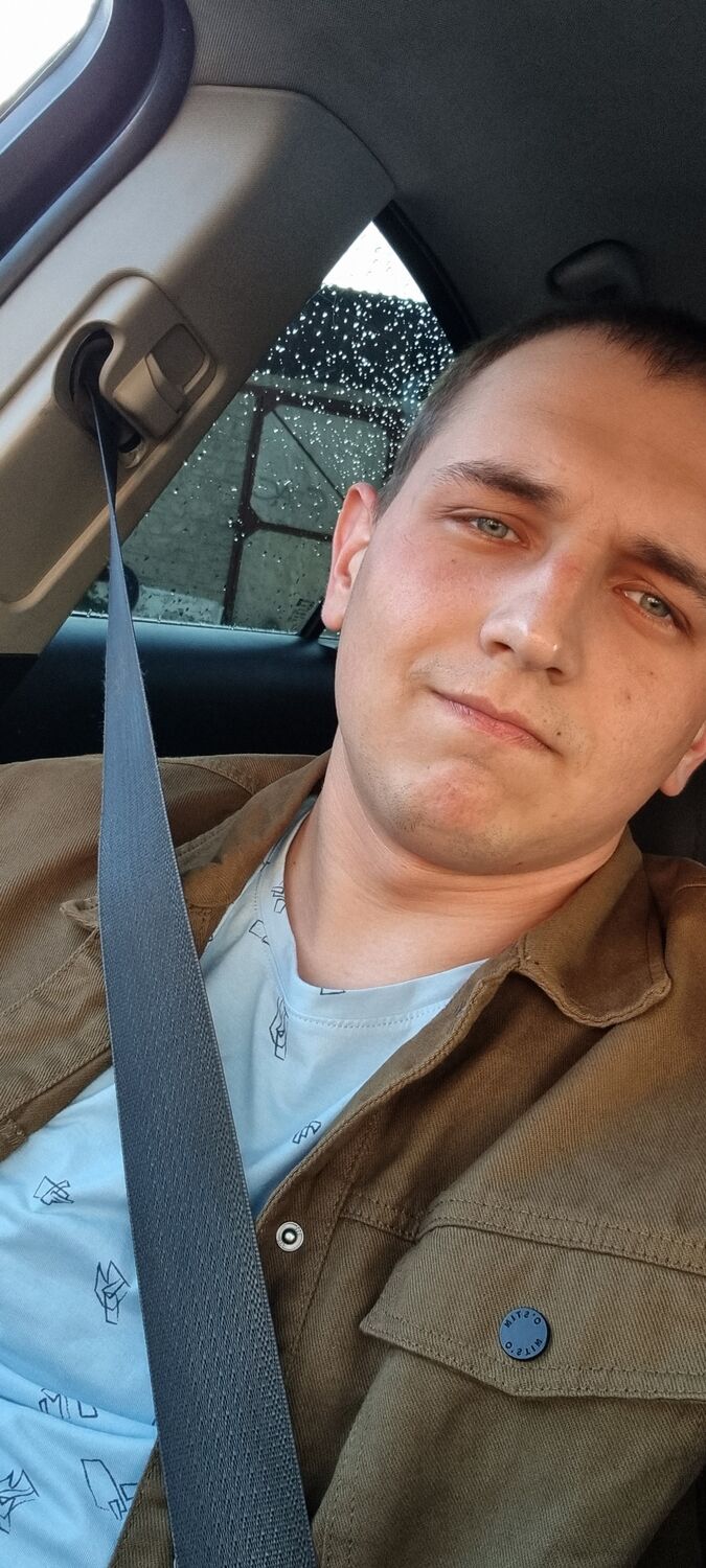  ,   Egor, 25 ,   ,   