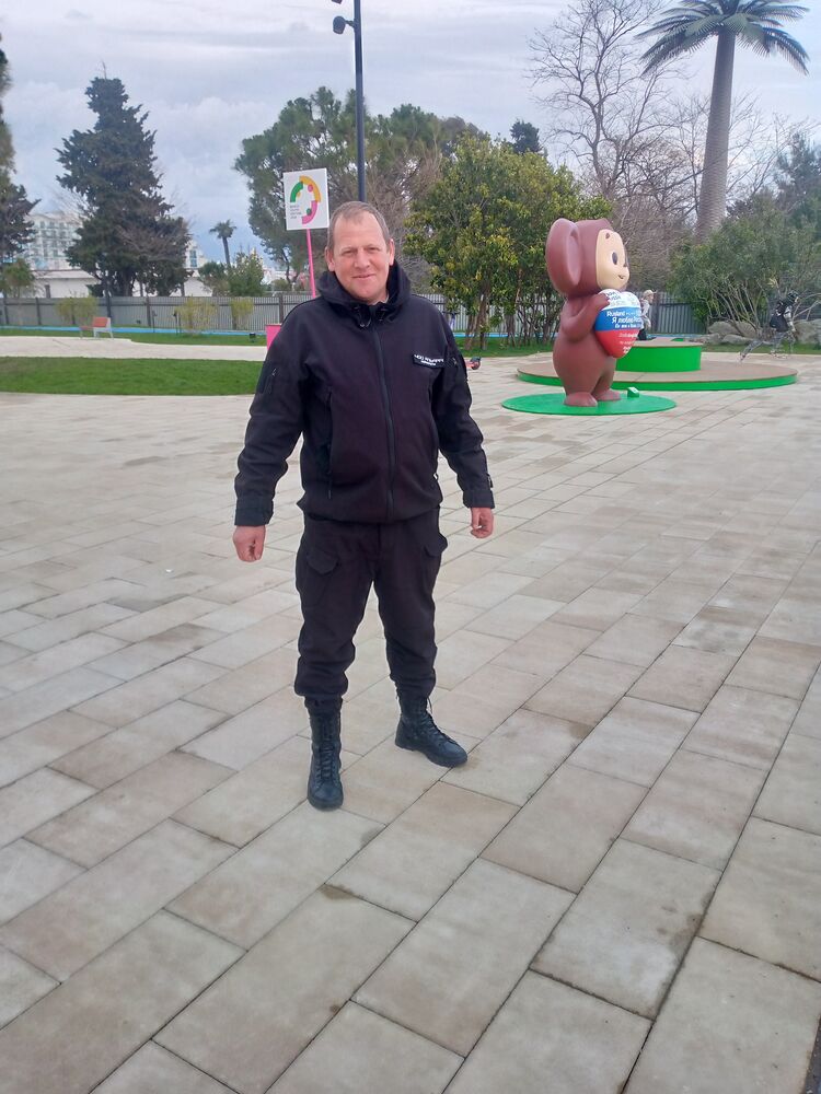  42536848  , 45 ,    