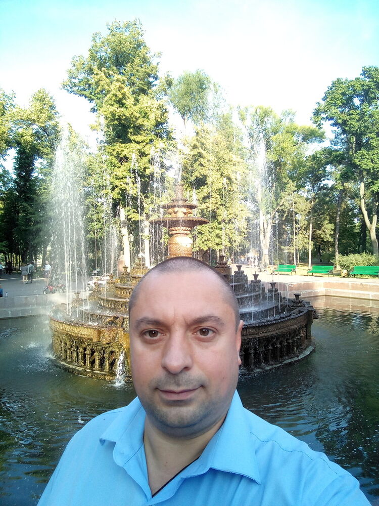  ,   Vitalii, 50 ,   ,   , c 
