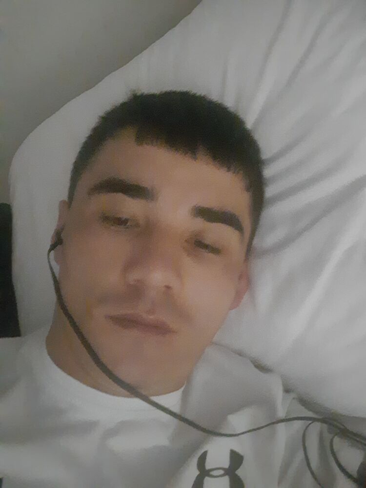  28393518  , 30 ,    