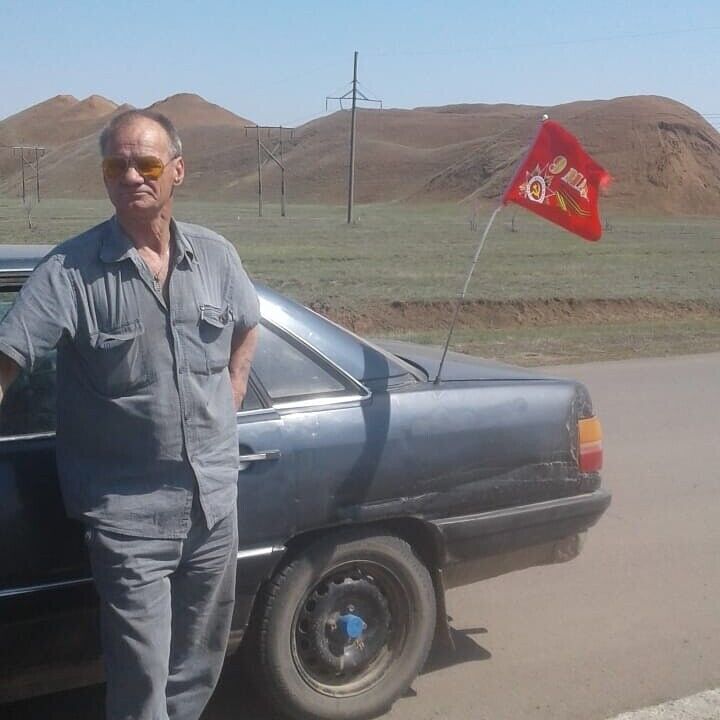  21904208  , 70 ,    