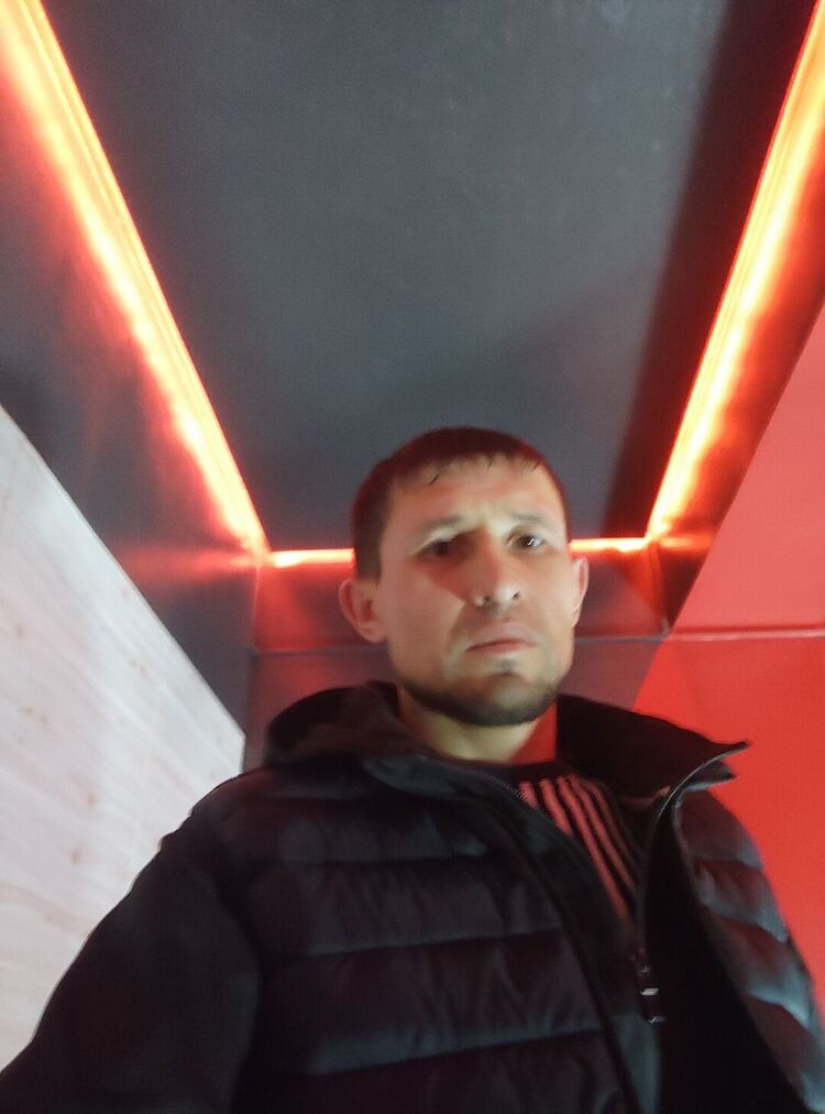  ,   Rustam, 39 ,   ,   