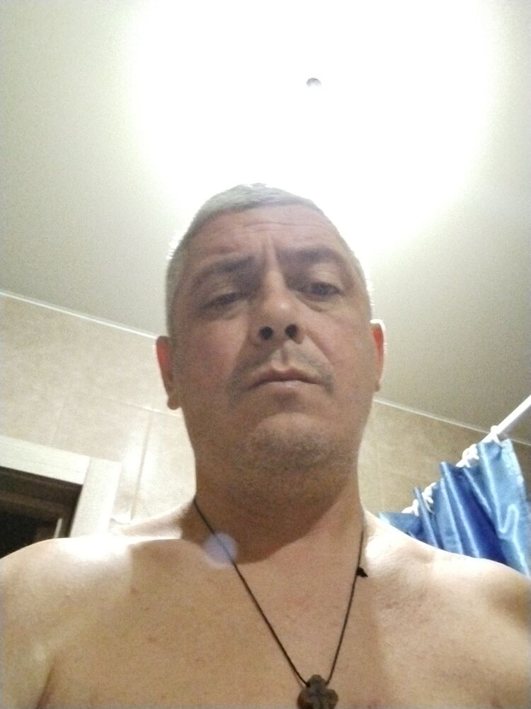  46379678  , 42 ,    