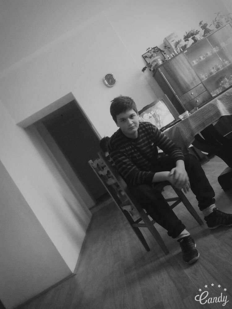  6724888  Saba, 31 ,    