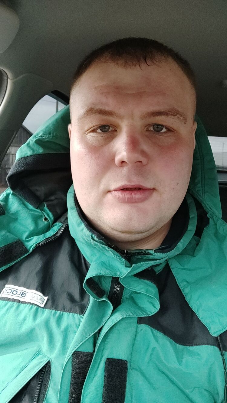  33194348  , 23 ,    