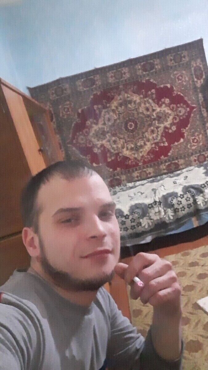  22012168  , 28 ,    