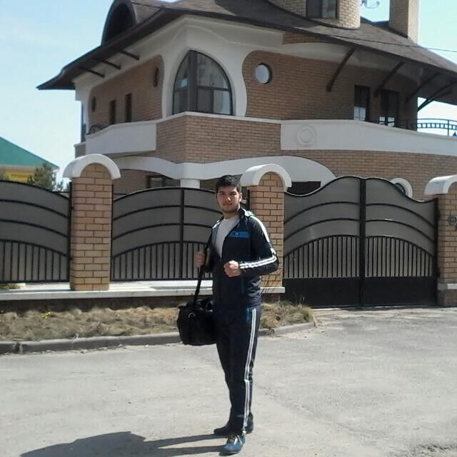  ,   Sultan, 33 ,   