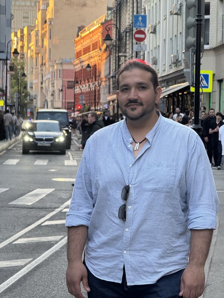  54608028  John, 33 ,    