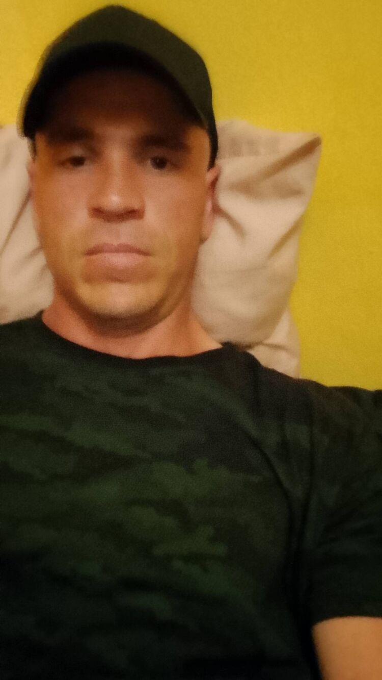  44169448  , 37 ,    