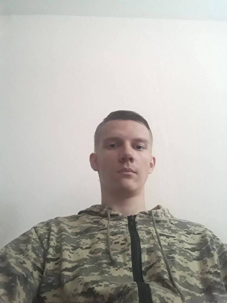  27690728  , 24 ,    