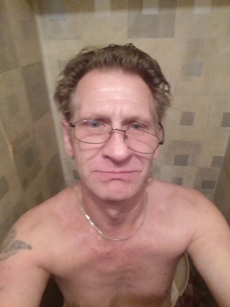  28630158  Igor, 57 ,    