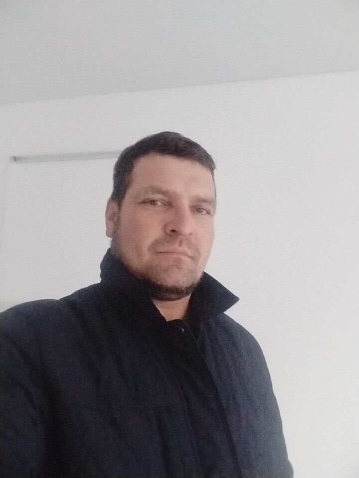 46368838  , 43 ,    