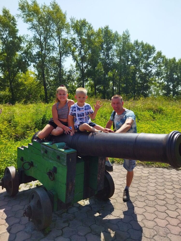  53417118  Mircha, 46 ,    