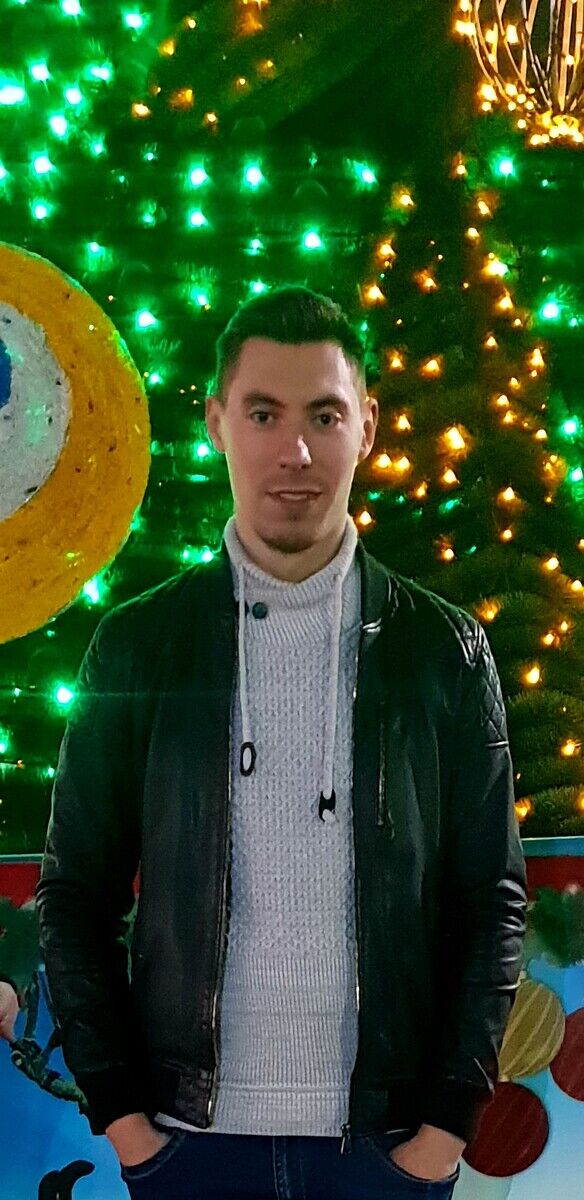  ,   Maks, 31 ,   ,   , c 