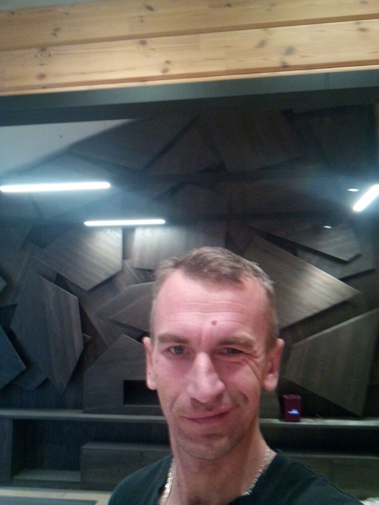  46371218  , 41 ,    