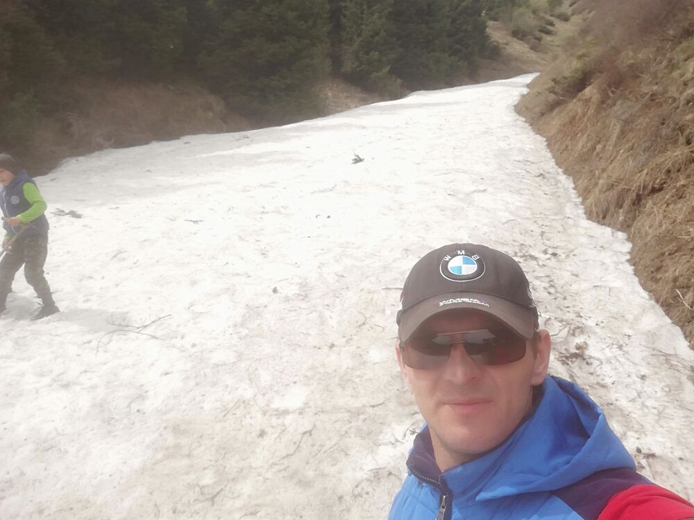  28988238  Pavel, 39 ,    