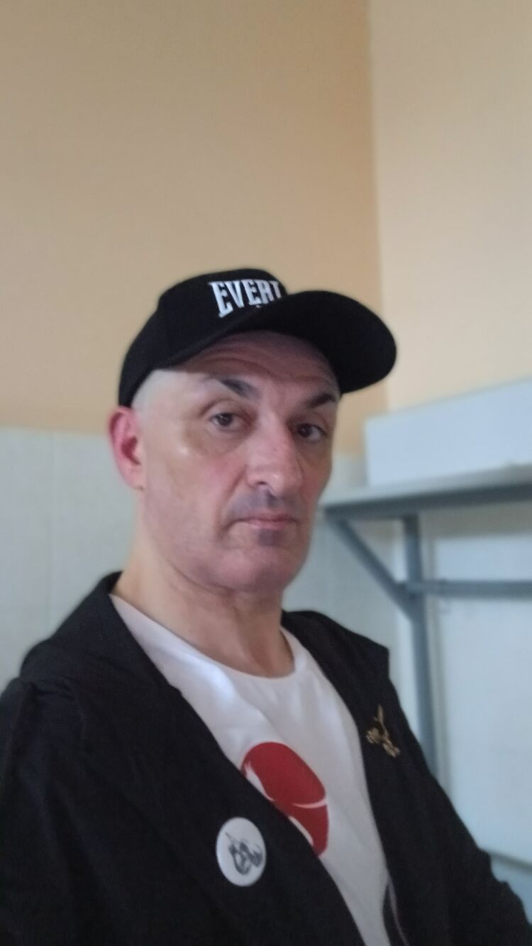  47982628  , 52 ,    