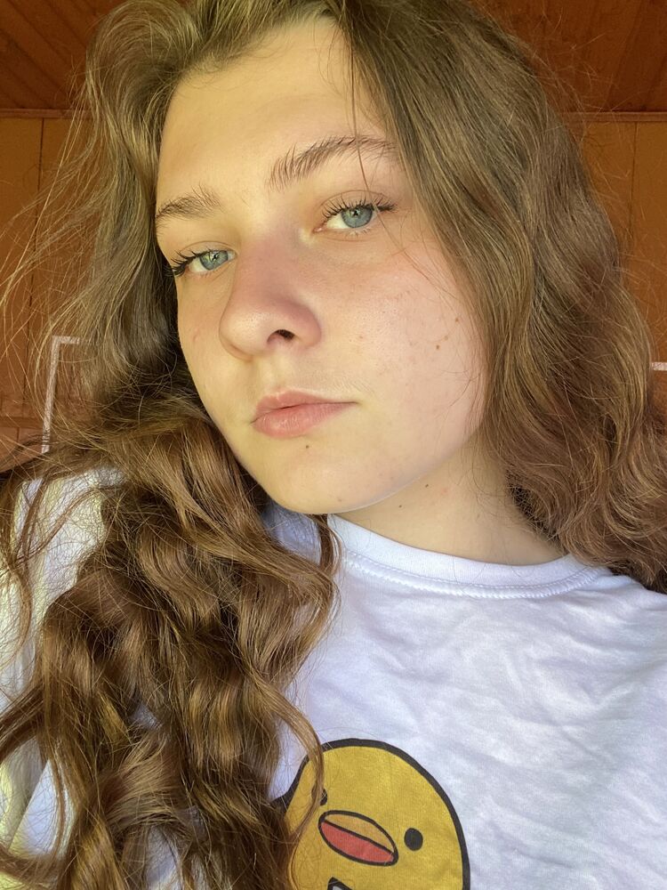  27076338  Anastasia, 21 ,    Aalst