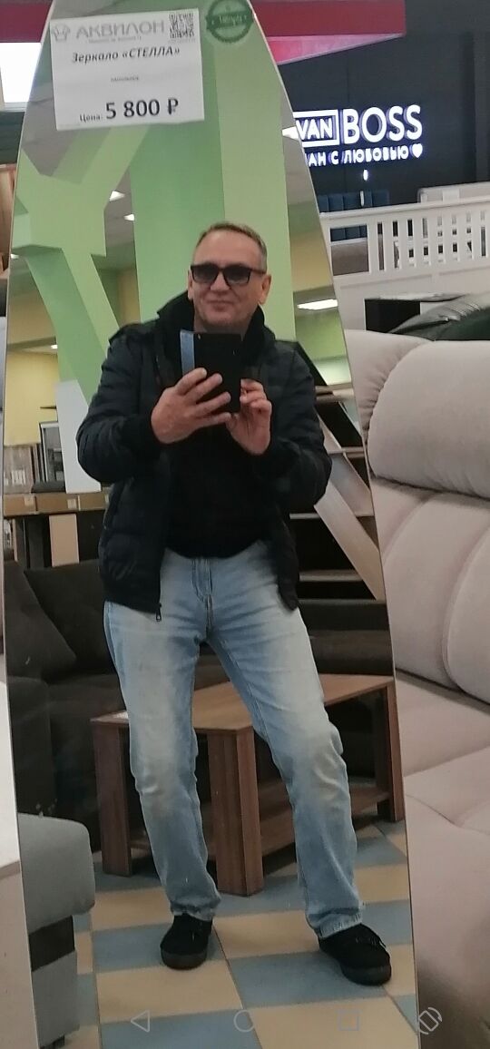  48033908  , 42 ,    