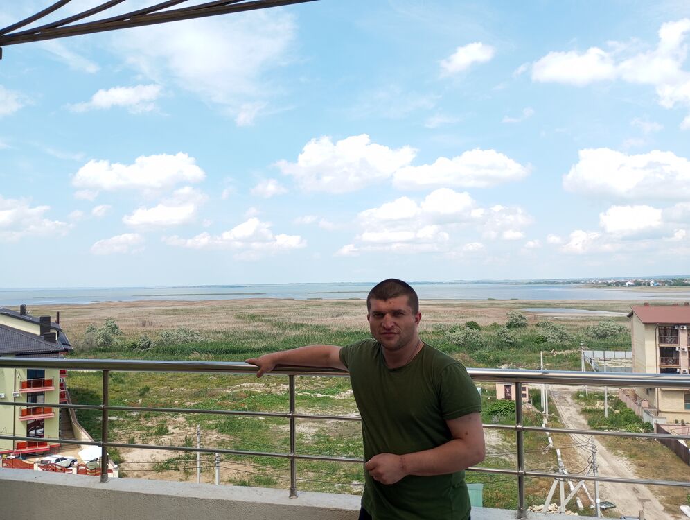  35110058  Sergey, 32 ,    
