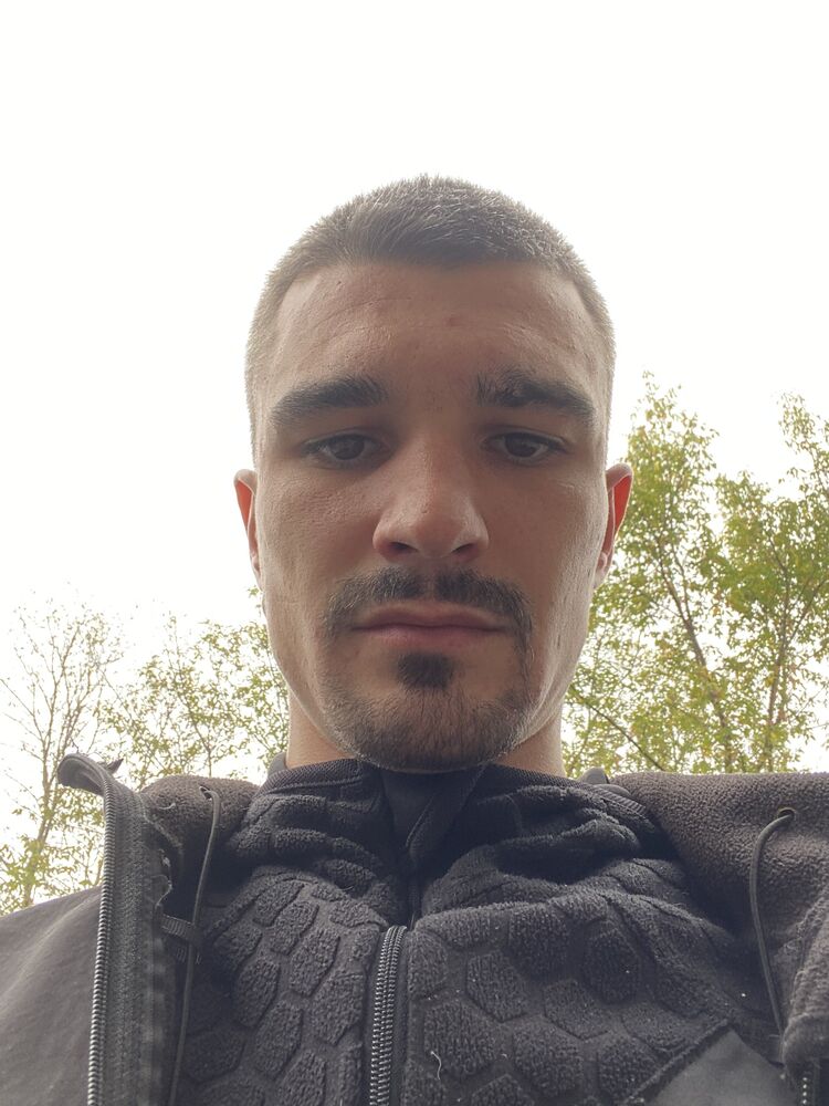  54154798  Roma, 28 ,    