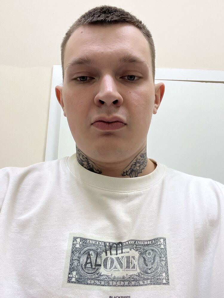  53743718  , 25 ,    Frankfurt Am Main